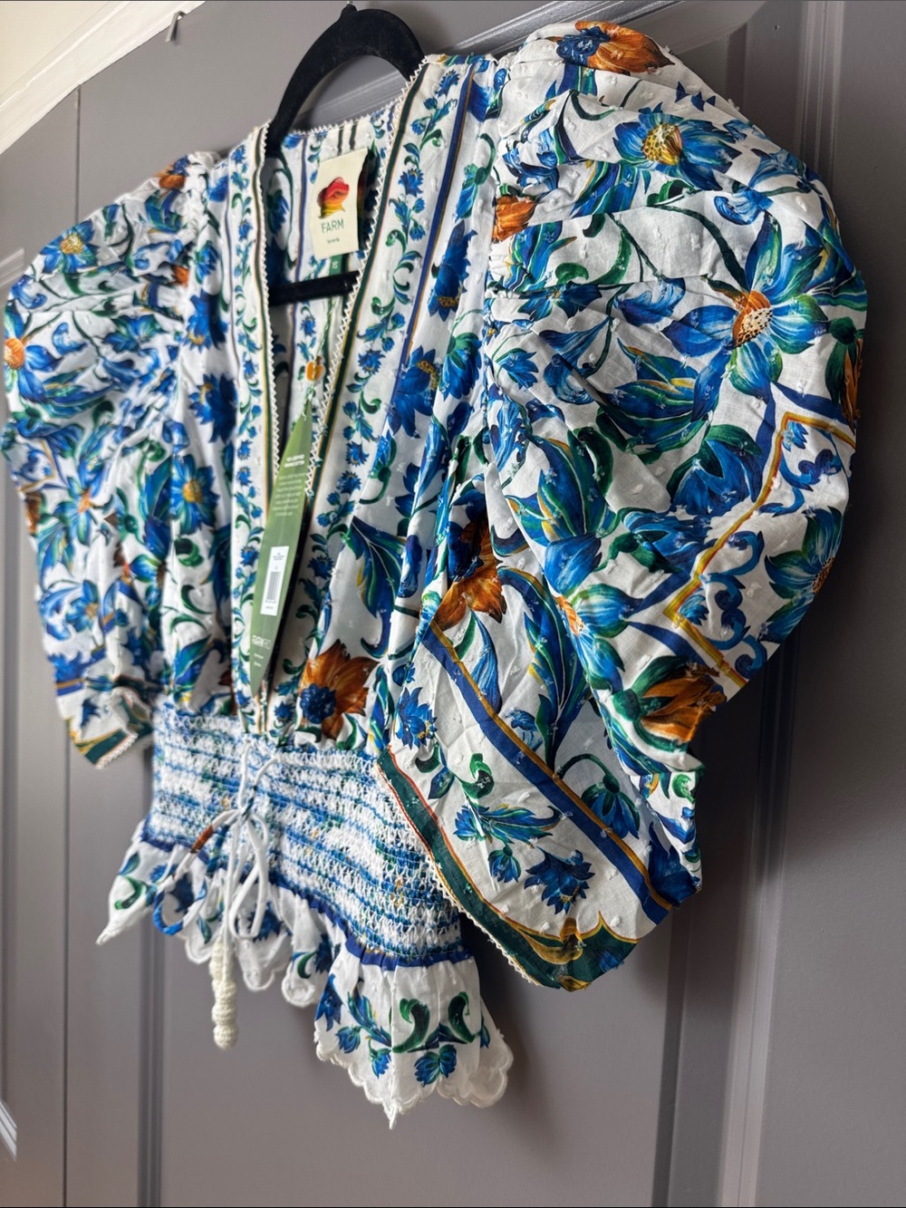FARMRIO Off-White Flora Tile Smocked Blouse | Size XS | NWT - Picture 10 of 12